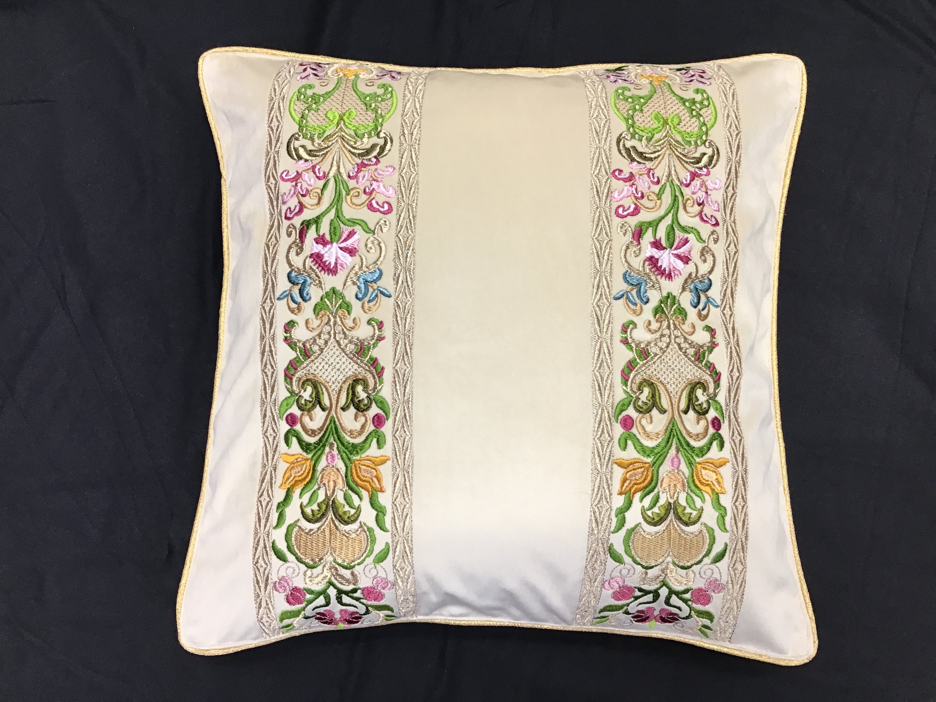 Heritage Twin Panel Collection