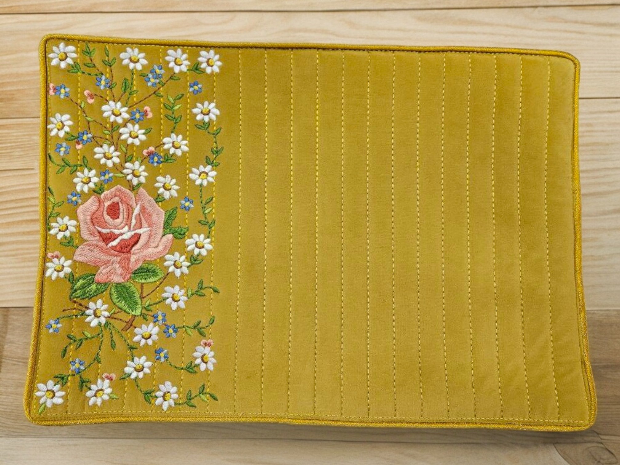 Blush Rose & Daisy Harmony Placemat
