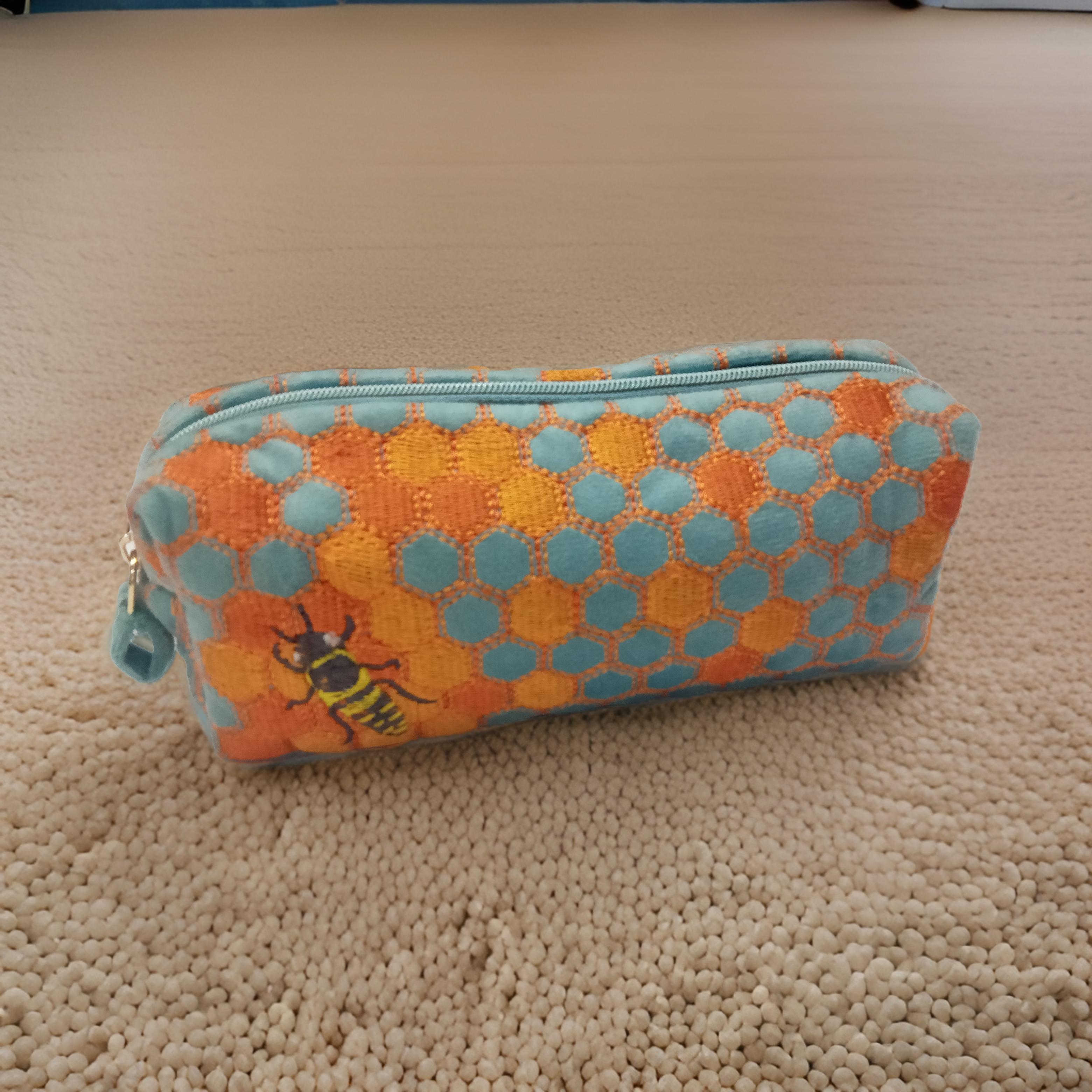 Honey Bee Sunglass cover