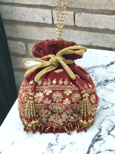 Crimson Royale Potli