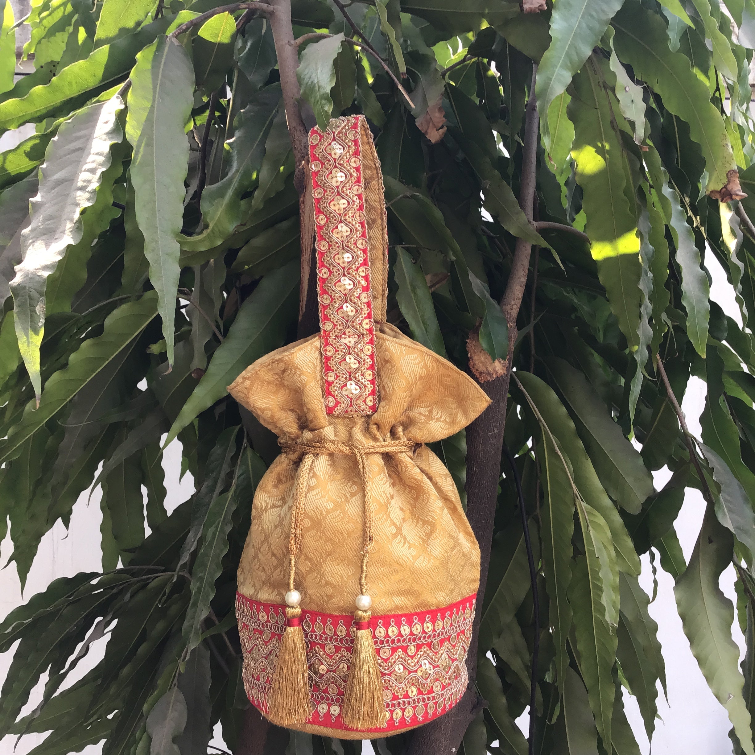 Golden Luxe Potli